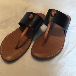 Black and brown thing sandals